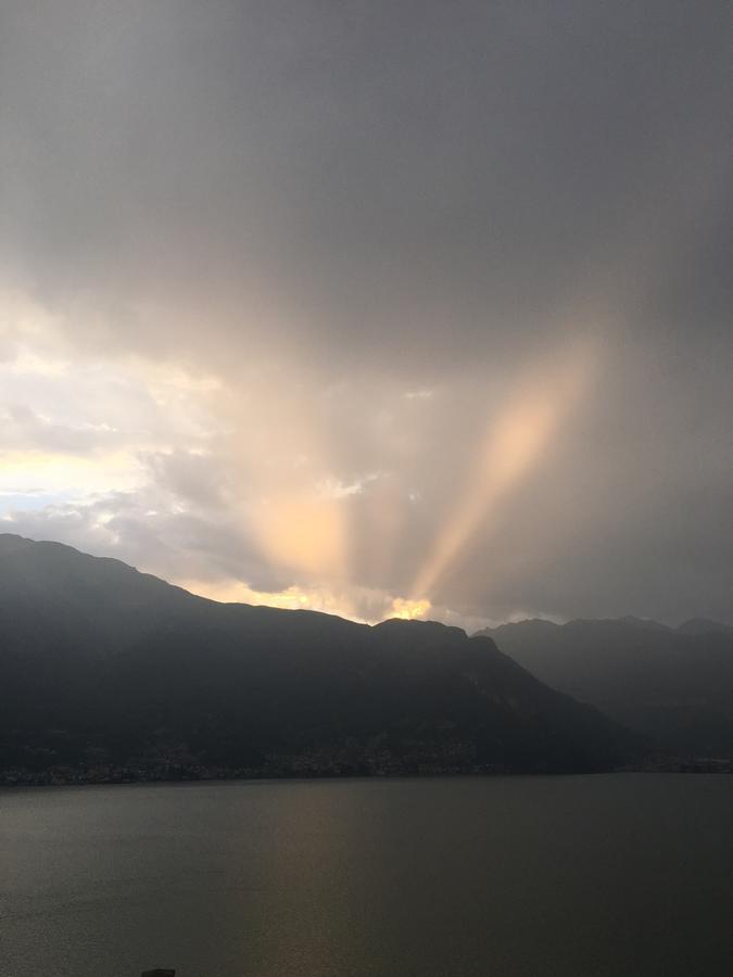 Riflessi di Lago Dorio Esterno foto